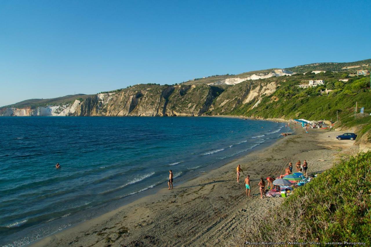Artemis Superb 2 Bedroom Apartment 700 M Away From The Beach Minia Extérieur photo